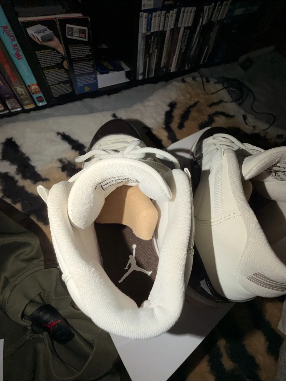 Jordan Men’s Air Jordan 11 Retro - Brown/White & olive Jordan sweater lot of 2